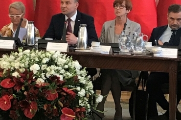 Henryka Bochniarz, Andrzej Duda i Elżbieta Rafalska na posiedzeniu RDS